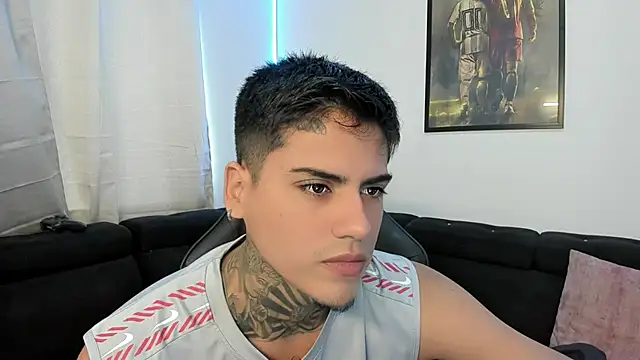 Snapshot of mad_maxxx2 chatting on February 9, 2025, 1:14 pm mad maxxx2 online show from February 9, 2025, 1:14 pm