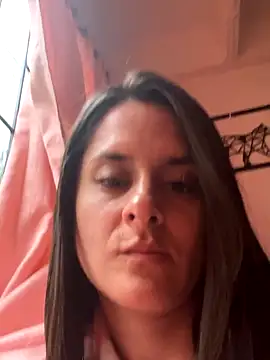 Alice milf  online show from October 12, 2025, 11:33 am