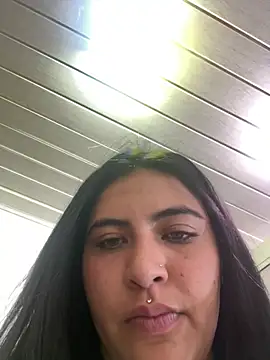 Snapshot of _luna_torres chatting on February 4, 2026, 4:29 am luna torres online show from February 4, 2026, 4:29 am