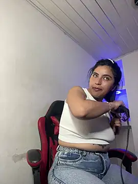  luna torres online show from June 11, 2026, 1:41 pm