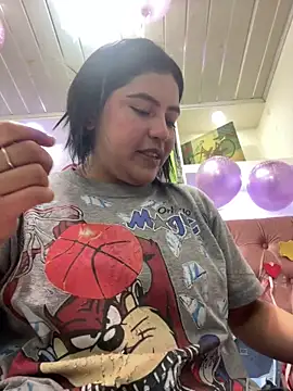 Snapshot of _luna_torres chatting on February 20, 2026, 12:51 pm luna torres online show from February 20, 2026, 12:51 pm