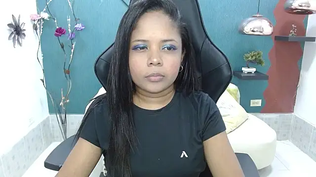 Melikasweetz online show from March 18, 2025, 5:23 pm