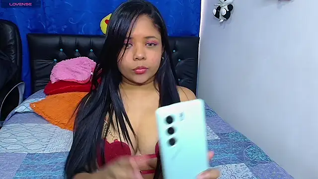 Melikasweetz online show from May 11, 2026, 3:51 pm
