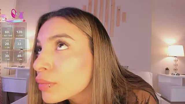 Snapshot of VictoriaNoah_ chatting on September 16, 2025, 7:26 pm VictoriaNoah online show from September 16, 2025, 7:26 pm