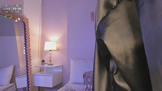 Snapshot of VictoriaNoah_ chatting on January 15, 2026, 7:50 pm VictoriaNoah online show from January 15, 2026, 7:50 pm