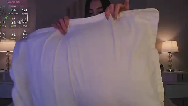 Snapshot of VictoriaNoah_ chatting on February 13, 2026, 11:21 am VictoriaNoah online show from February 13, 2026, 11:21 am