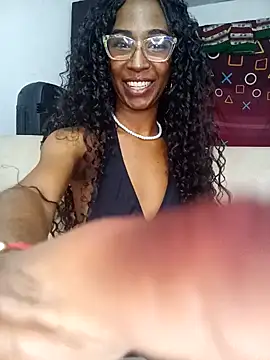 Snapshot of AbbyTomson chatting on January 1, 2025, 10:56 pm AbbyTomson online show from January 1, 2025, 10:56 pm