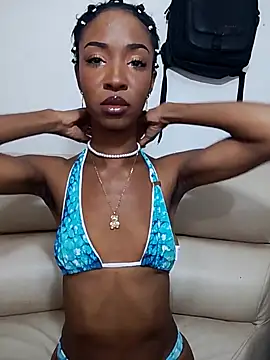 Snapshot of AbbyTomson chatting on October 2, 2025, 5:05 pm AbbyTomson online show from October 2, 2025, 5:05 pm