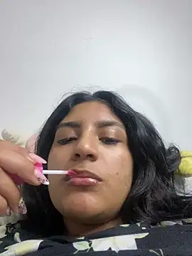 Snapshot of cloe_small chatting on February 26, 2025, 6:30 am cloe small online show from February 26, 2025, 6:30 am