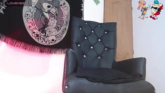 ren stipee online show from October 10, 2025, 2:45 am