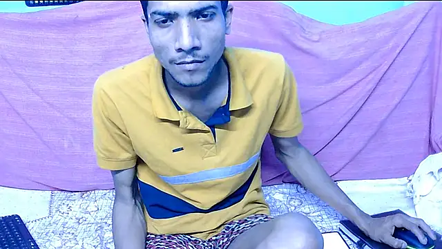 Snapshot of Alex_Suman25 chatting on February 25, 2025, 7:06 pm Alex Suman25 online show from February 25, 2025, 7:06 pm