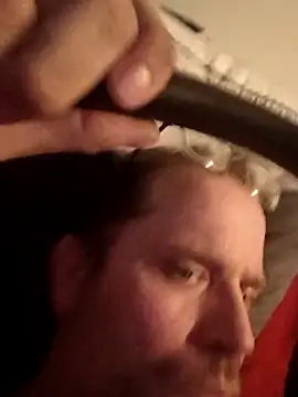 Snapshot of crazycam619 chatting on February 5, 2026, 7:32 pm crazycam619 online show from February 5, 2026, 7:32 pm