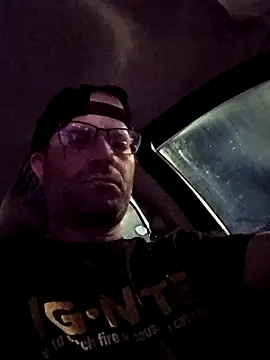 Snapshot of crazycam619 chatting on February 5, 2026, 2:29 am crazycam619 online show from February 5, 2026, 2:29 am