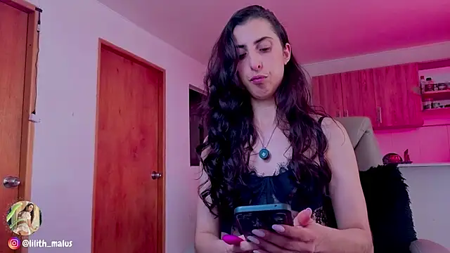 Lilith malum online show from October 6, 2025, 7:58 pm