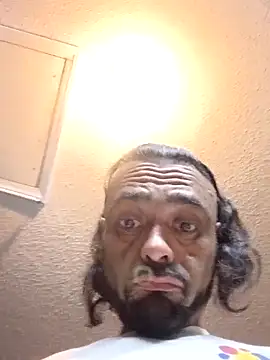 C8L3U online show from April 15, 2026, 7:36 am