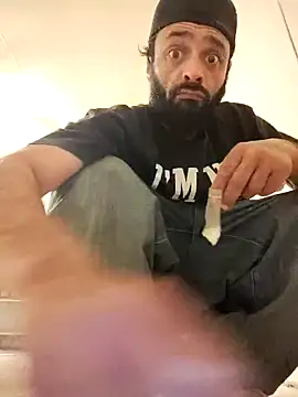 C8L3U online show from January 18, 2025, 4:04 am