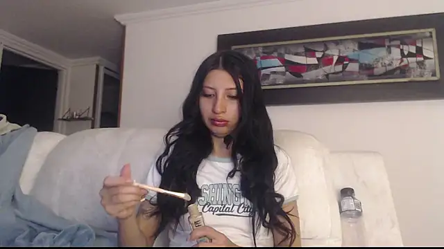 Nicolette ks  online show from September 23, 2025, 6:09 am