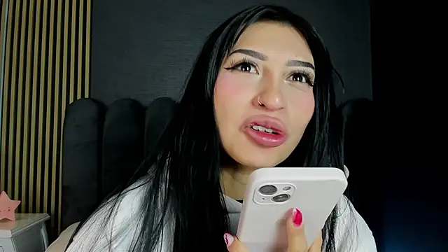 Nicolette ks  online show from March 28, 2026, 4:46 am