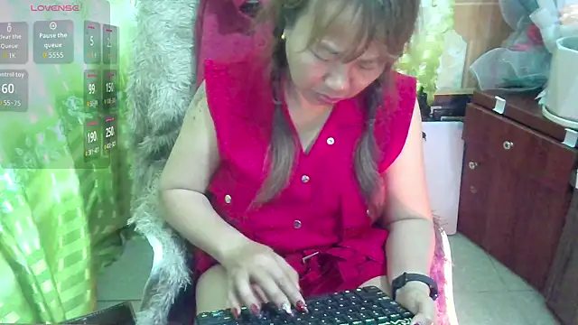 Snapshot of Jerry-Lan chatting on February 13, 2026, 2:28 pm Jerry-Lan online show from February 13, 2026, 2:28 pm