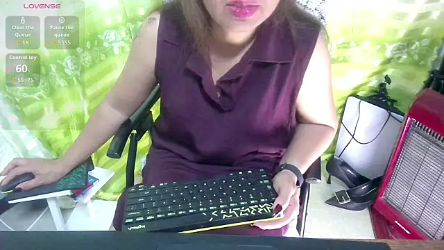 Snapshot of Jerry-Lan chatting on February 23, 2026, 12:06 pm Jerry-Lan online show from February 23, 2026, 12:06 pm