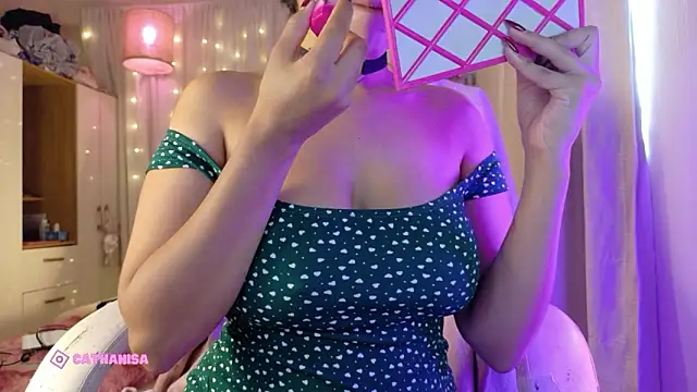 Snapshot of AllisonCatUwU chatting on February 16, 2026, 3:10 pm AllisonCatUwU online show from February 16, 2026, 3:10 pm