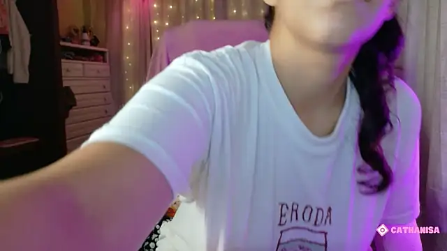 AllisonCatUwU online show from October 15, 2025, 3:09 pm