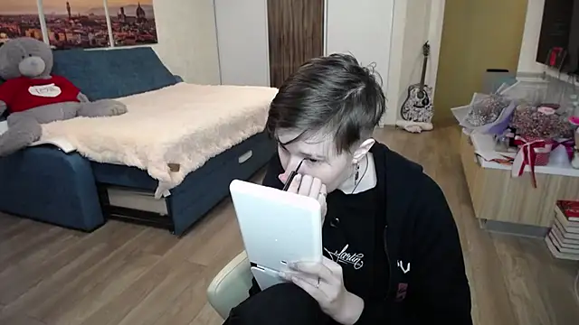 Snapshot of Kira_Bakker chatting on November 11, 2025, 3:18 pm Kira Bakker online show from November 11, 2025, 3:18 pm