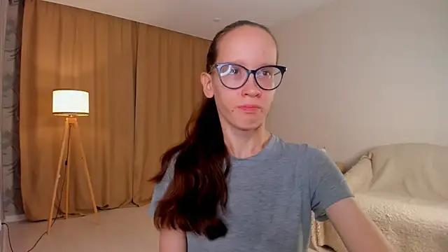 BettyBrowni online show from October 14, 2025, 4:07 pm