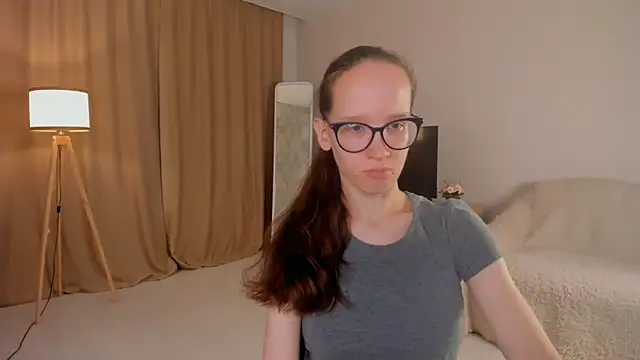 BettyBrowni online show from October 19, 2025, 4:10 pm