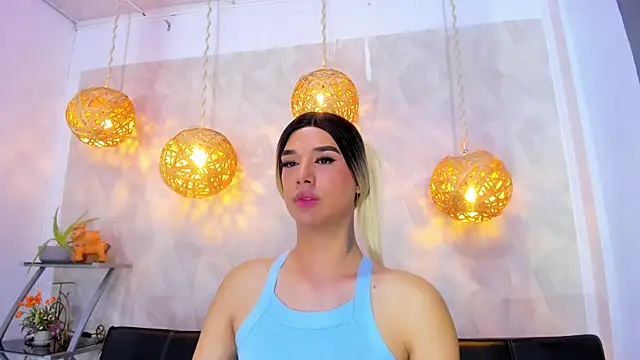 victoria aleia  online show from March 3, 2025, 11:56 pm