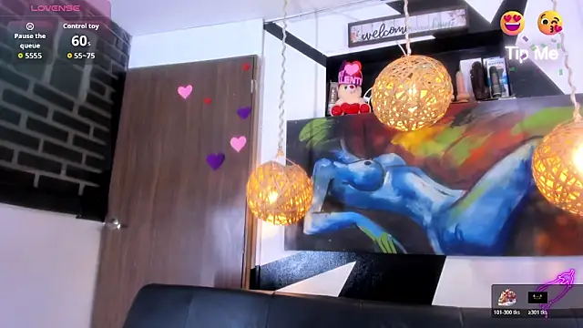 victoria aleia  online show from April 10, 2026, 10:06 pm