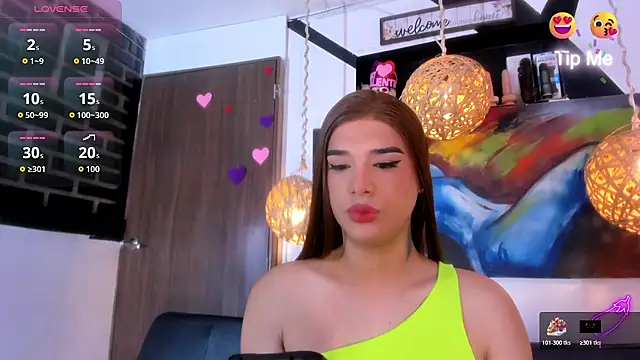 victoria aleia  online show from April 9, 2026, 11:00 pm