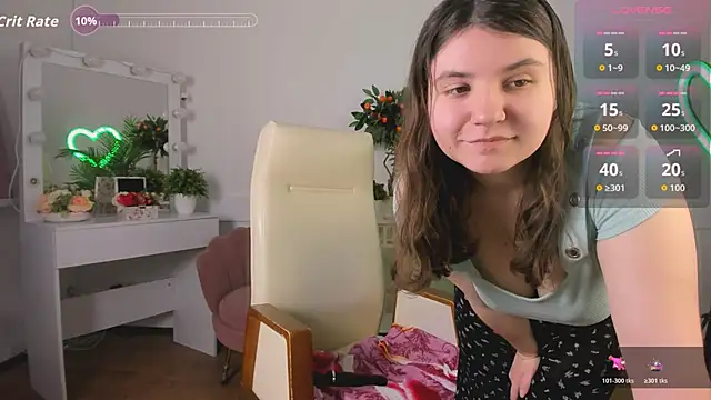 Viola  Shy online show from November 4, 2025, 9:51 pm