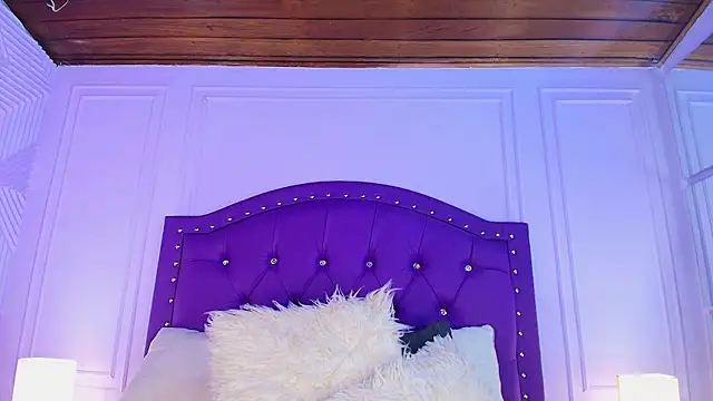 Snapshot of sarah_banks1 chatting on February 27, 2026, 3:18 am sarah banks1 online show from February 27, 2026, 3:18 am