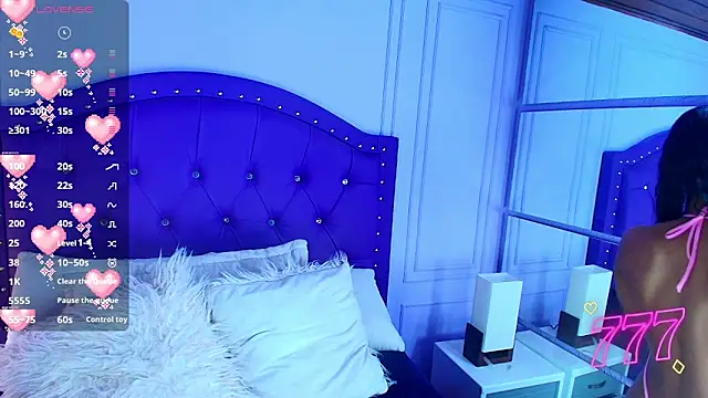 Snapshot of sarah_banks1 chatting on February 21, 2026, 3:08 am sarah banks1 online show from February 21, 2026, 3:08 am