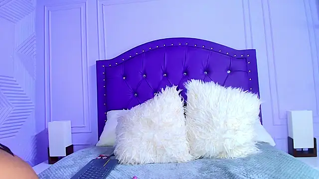 Snapshot of sarah_banks1 chatting on February 20, 2026, 3:14 am sarah banks1 online show from February 20, 2026, 3:14 am