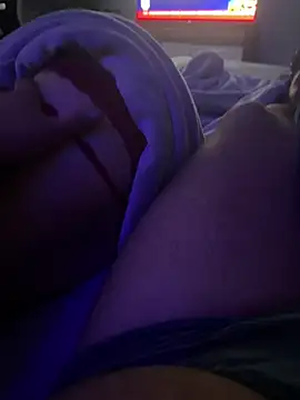 Snapshot of MateoKimiBi chatting on March 1, 2025, 10:42 pm MateoKimiBi online show from March 1, 2025, 10:42 pm