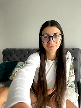 Wildberry  online show from October 2, 2025, 7:45 am