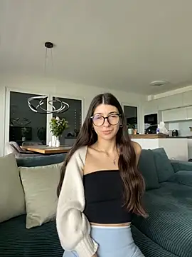 Wildberry  online show from April 16, 2026, 6:58 am