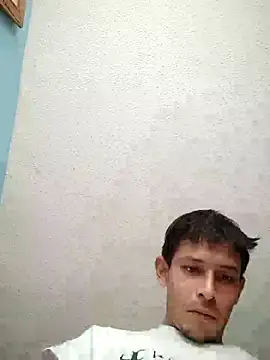 Snapshot of Leonul chatting on February 17, 2025, 11:33 pm Leonul online show from February 17, 2025, 11:33 pm