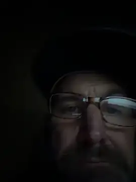 Snapshot of pipeload1275 chatting on November 23, 2025, 10:03 am pipeload1275 online show from November 23, 2025, 10:03 am