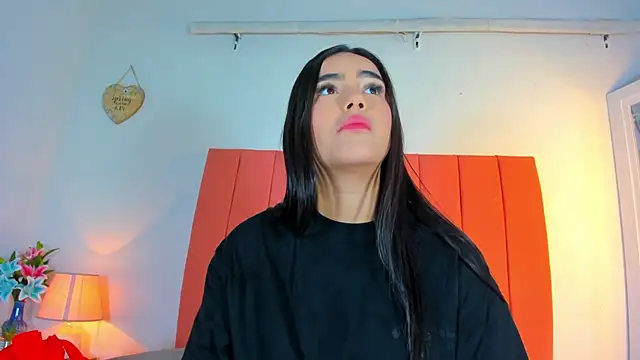 valen rose0 online show from October 12, 2025, 12:06 pm