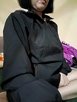 Snapshot of Haralushiaaa chatting on February 19, 2026, 2:14 pm Haralushiaaa online show from February 19, 2026, 2:14 pm