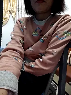 Haralushiaaa online show from December 5, 2025, 2:37 pm