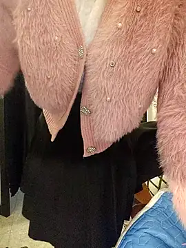 Snapshot of Haralushiaaa chatting on February 10, 2026, 12:26 pm Haralushiaaa online show from February 10, 2026, 12:26 pm