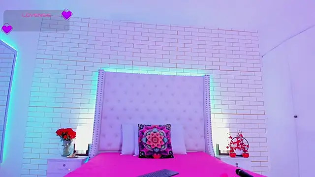 Coco Balenciaga  online show from May 12, 2026, 11:49 am