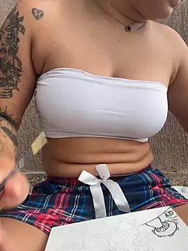 Pretty Isadora online show from March 3, 2026, 9:22 pm