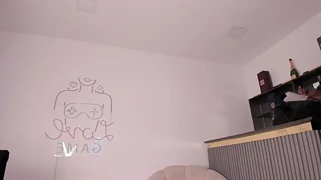 Vero Lodge online show from September 14, 2025, 1:00 pm