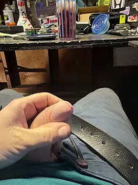 joeycbigcock online show from February 1, 2026, 8:29 pm