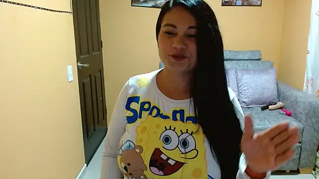 Kerly Lopez online show from January 22, 2025, 11:10 pm